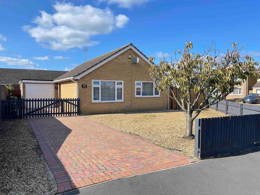 Lodge In The Heart Of Bourne Thurlby エクステリア 写真